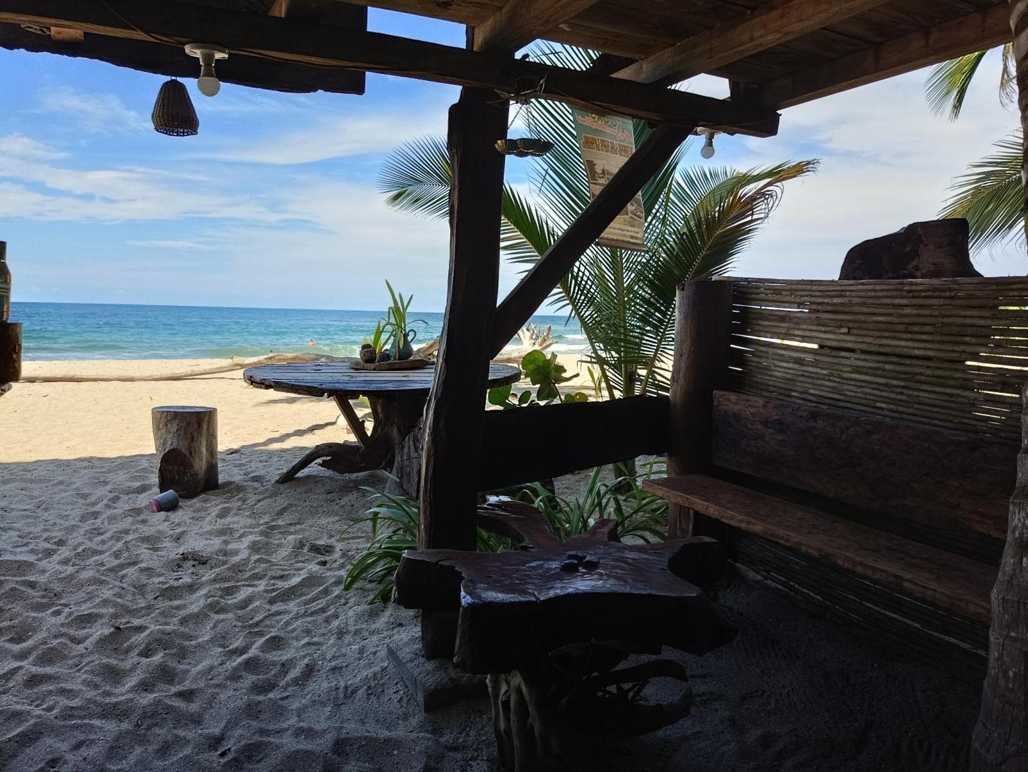 Bob Marley Beach Guachaca الغرفة الصورة